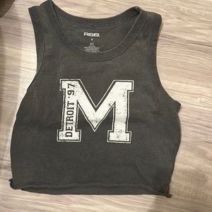 Gray graphic tank top
